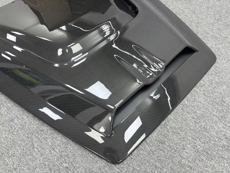 Prepreg Dry Carbon Fiber G800 BRBUS Hood Hood Bonnet Body Kits for G W465